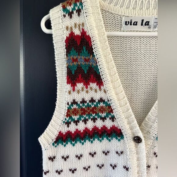 Via La 70’s Knit Button Down Sweater Vest Bone white red green brown Size Medium - Picture 2 of 8